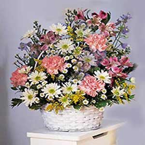 Randolph Florist | Pastel Basket