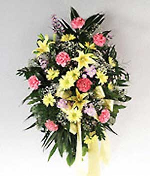 Randolph Florist | Stylish Spray