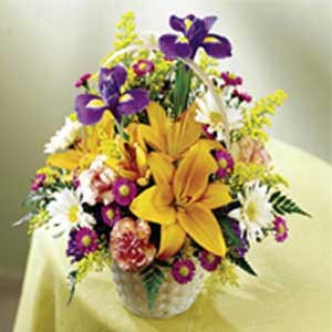 Randolph Florist | Iris Basket