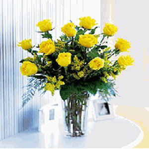 Randolph Florist | Dozen Yellow Roses