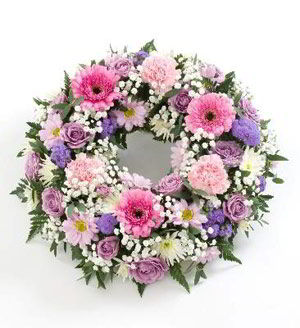 Randolph Florist | Delicate Wreath