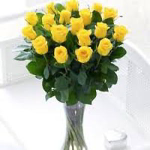 Randolph Florist | 18 Yellow Roses