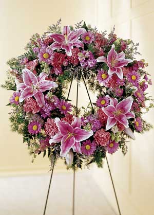 Randolph Florist | Lily Wreath